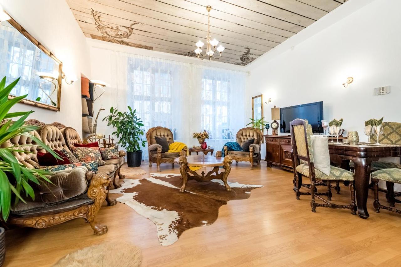 โฮลด์เฮาส์ อพาร์ตเมนต์ Apartment ทาลลินน์ ภายนอก รูปภาพ