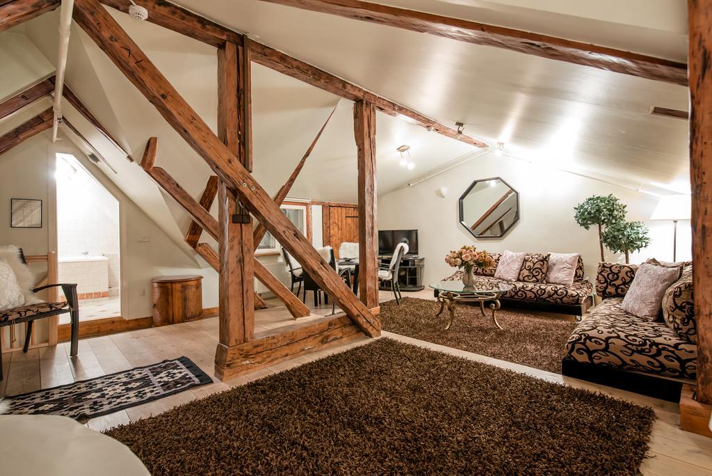 โฮลด์เฮาส์ อพาร์ตเมนต์ Apartment ทาลลินน์ ภายนอก รูปภาพ